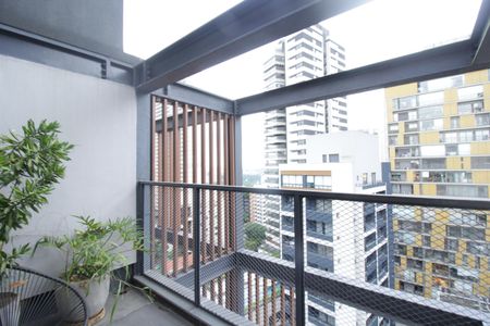 Apartamento à venda com 150m², 1 quarto e 1 vaga Apartamento à venda com 150m², 1 quarto e 1 vagaSacada