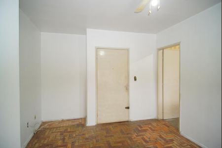 Sala de apartamento para alugar com 2 quartos, 70m² em Passo D’areia, Porto Alegre