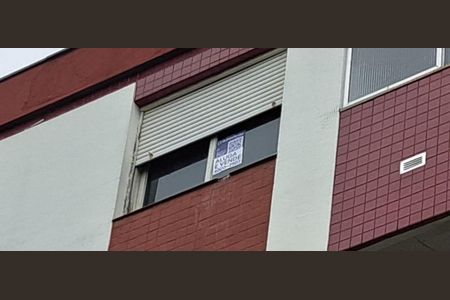 Apartamento para alugar com 70m², 2 quartos e sem vaga Apartamento para alugar com 70m², 2 quartos e sem vagaAdesivo