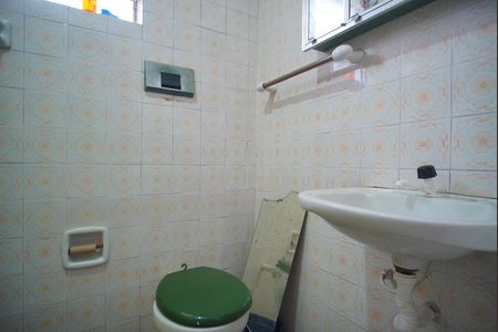 Apartamento para alugar com 70m², 2 quartos e sem vagaBanheiro Corredor