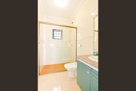 Casa à venda com 205m², 2 quartos e 2 vagasBanheiro Social