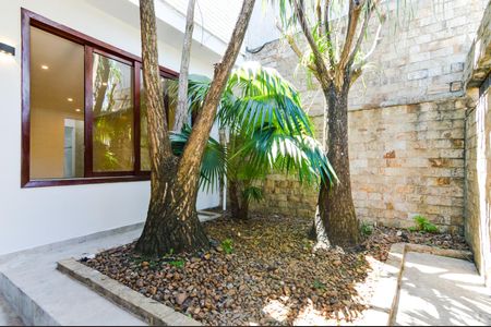 Casa à venda com 205m², 2 quartos e 2 vagasJardim