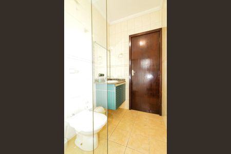 Casa à venda com 205m², 2 quartos e 2 vagasBanheiro Social