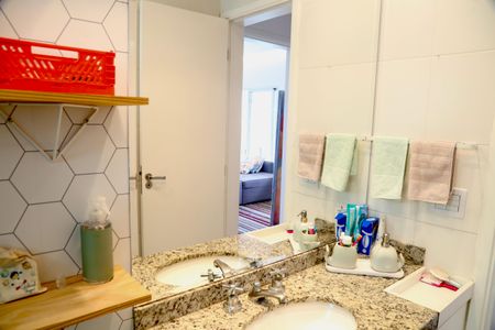 Apartamento à venda com 106m², 3 quartos e 2 vagasBanheiro 2