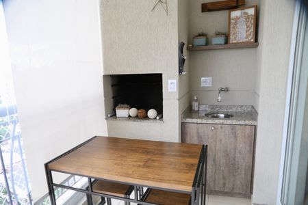 Apartamento à venda com 106m², 3 quartos e 2 vagasVaranda