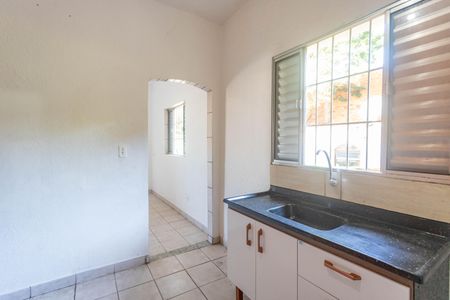 Casa para alugar com 36m², 1 quarto e sem vaga Casa para alugar com 36m², 1 quarto e sem vagaCozinha