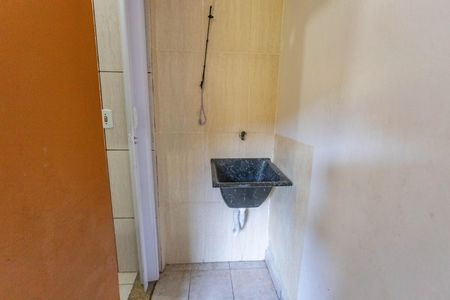 Casa para alugar com 36m², 1 quarto e sem vaga Casa para alugar com 36m², 1 quarto e sem vagaTanque