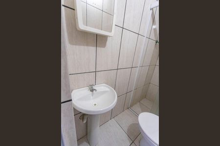 Banheiro de casa para alugar com 1 quarto, 36m² em Santa Amelia, Diadema