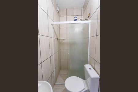 Banheiro de casa para alugar com 1 quarto, 36m² em Santa Amelia, Diadema