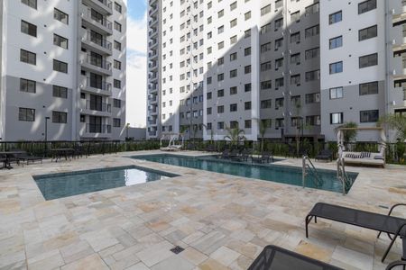 Apartamento para alugar com 38m², 2 quartos e sem vaga Apartamento para alugar com 38m², 2 quartos e sem vagaÁrea Comum - Piscina