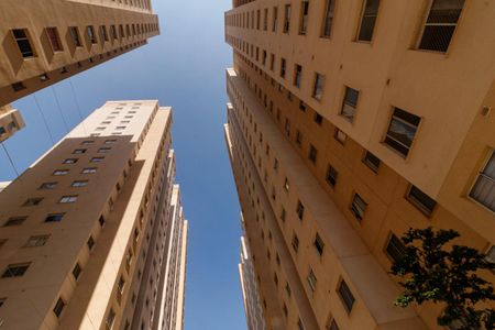 Apartamento para alugar com 32m², 2 quartos e sem vaga Apartamento para alugar com 32m², 2 quartos e sem vagaFachada