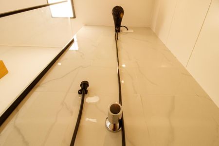 Apartamento para alugar com 32m², 2 quartos e sem vaga Apartamento para alugar com 32m², 2 quartos e sem vagaBanheiro