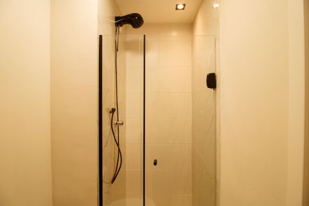 Apartamento para alugar com 32m², 2 quartos e sem vaga Apartamento para alugar com 32m², 2 quartos e sem vagaBanheiro