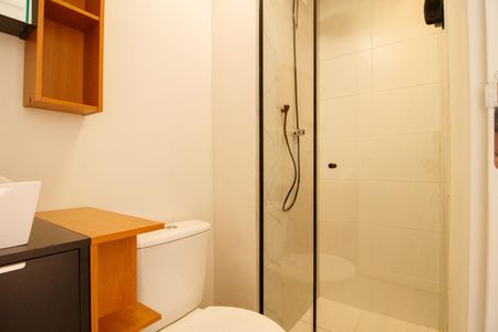 Apartamento para alugar com 32m², 2 quartos e sem vaga Apartamento para alugar com 32m², 2 quartos e sem vagaBanheiro