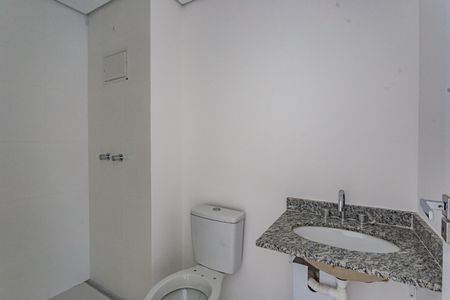 Apartamento à venda com 57m², 2 quartos e 1 vaga Apartamento à venda com 57m², 2 quartos e 1 vagaBanheiro Social