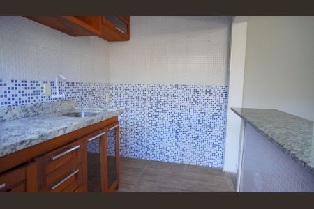 Apartamento à venda com 77m², 2 quartos e 1 vagaCozinha 