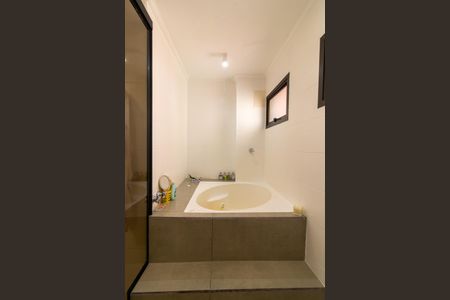 Apartamento para alugar com 190m², 3 quartos e 2 vagasBanheiro da Suíte