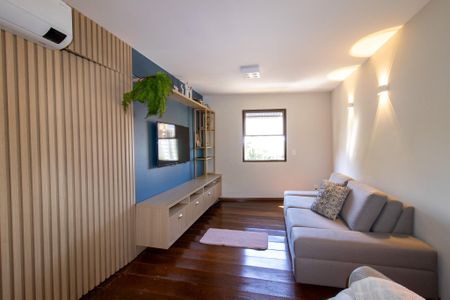 Apartamento para alugar com 190m², 3 quartos e 2 vagasCorredor