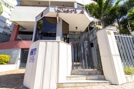 Apartamento para alugar com 190m², 3 quartos e 2 vagasFachada