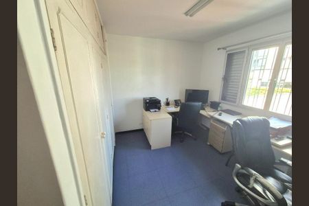 Casa à venda com 200m², 3 quartos e 1 vagaFoto 07