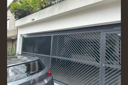 Casa à venda com 190m², 3 quartos e 3 vagasFoto 01