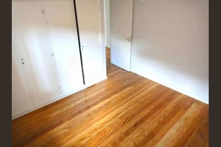 Foto 16 de casa para alugar com 4 quartos, 900m² em Jardim Viana, São Paulo