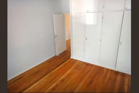 Foto 13 de casa para alugar com 4 quartos, 900m² em Jardim Viana, São Paulo