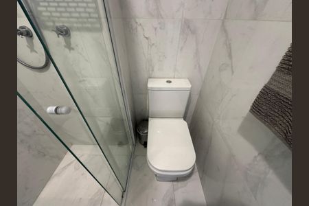 Apartamento para alugar com 70m², 2 quartos e 2 vagasBanheiro da Suíte