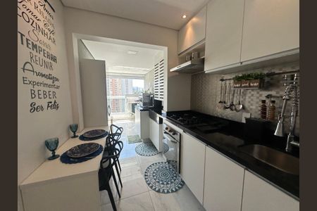 Apartamento para alugar com 70m², 2 quartos e 2 vagasCozinha