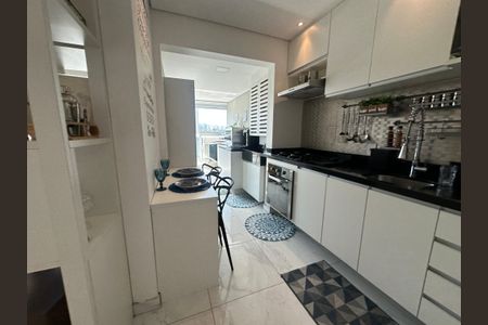 Apartamento para alugar com 70m², 2 quartos e 2 vagasCozinha