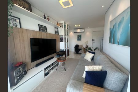 Apartamento para alugar com 70m², 2 quartos e 2 vagasSala