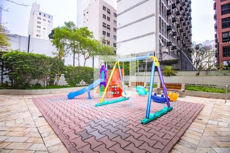 Apartamento para alugar com 118m², 2 quartos e 2 vagas Apartamento para alugar com 118m², 2 quartos e 2 vagasÁrea comum - Playground