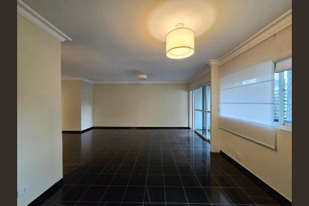 Apartamento para alugar com 118m², 2 quartos e 2 vagas Apartamento para alugar com 118m², 2 quartos e 2 vagasSala