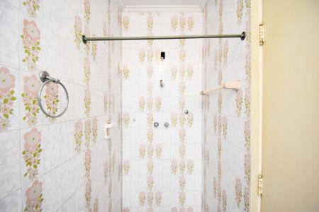 Casa à venda com 315m², 4 quartos e 3 vagasbanheiro 2