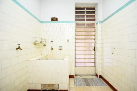 Casa à venda com 315m², 4 quartos e 3 vagaslavanderia