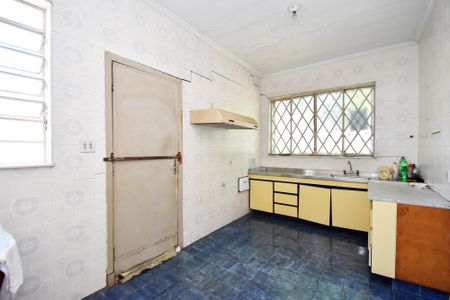 Casa à venda com 315m², 4 quartos e 3 vagascozinha