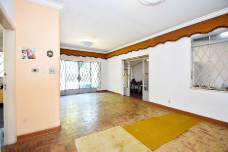 Sala de casa à venda com 4 quartos, 315m² em Sumaré, São Paulo