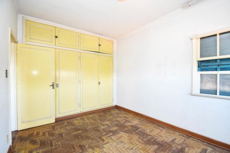 Casa à venda com 315m², 4 quartos e 3 vagasquarto 1