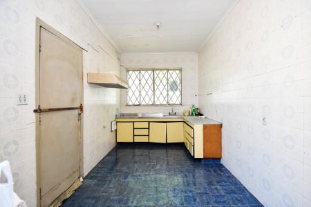 Casa à venda com 315m², 4 quartos e 3 vagascozinha