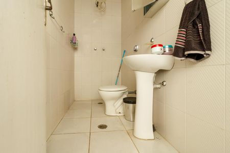 Casa à venda com 130m², 3 quartos e 3 vagasBanheiro 2