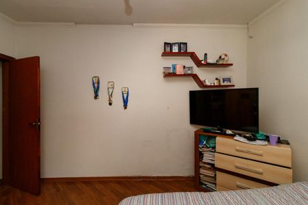 Casa à venda com 130m², 3 quartos e 3 vagasQuarto 2