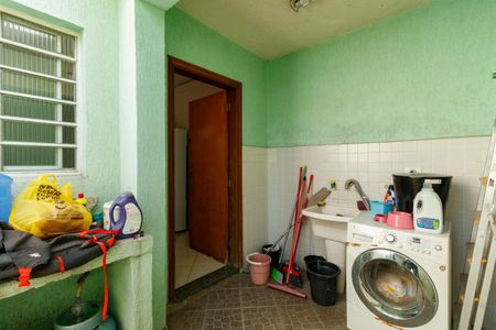 Casa à venda com 130m², 3 quartos e 3 vagasÁrea de Serviço
