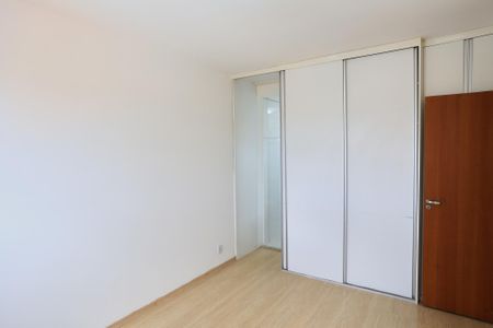 Apartamento para alugar com 75m², 3 quartos e 2 vagas Apartamento para alugar com 75m², 3 quartos e 2 vagasSuíte