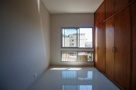 Apartamento para alugar com 97m², 3 quartos e 2 vagas Apartamento para alugar com 97m², 3 quartos e 2 vagasQuarto 3