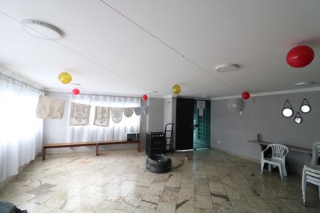 Apartamento à venda com 57m², 2 quartos e 1 vagaÁrea comum - Salão de festas