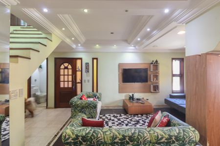 Casa para alugar com 580m², 4 quartos e 5 vagas Casa para alugar com 580m², 4 quartos e 5 vagasSala