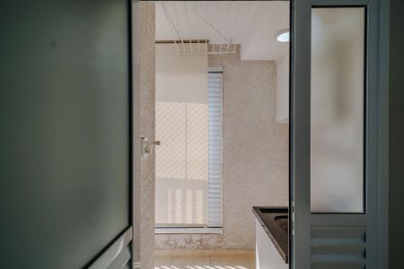 Apartamento à venda com 42m², 2 quartos e 1 vaga Apartamento à venda com 42m², 2 quartos e 1 vagaÁrea de Serviço