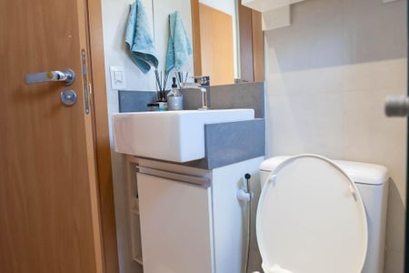 Apartamento à venda com 50m², 2 quartos e 2 vagasBanheiro Social