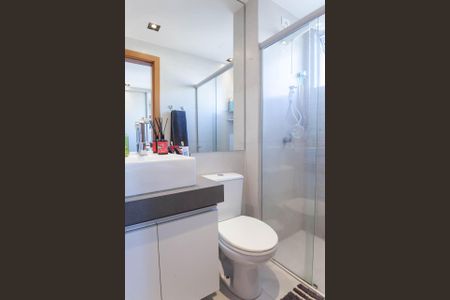 Apartamento à venda com 50m², 2 quartos e 2 vagasBanheiro suite 