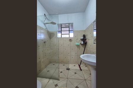 Casa à venda com 92m², 3 quartos e 6 vagas Casa à venda com 92m², 3 quartos e 6 vagasBanheiro